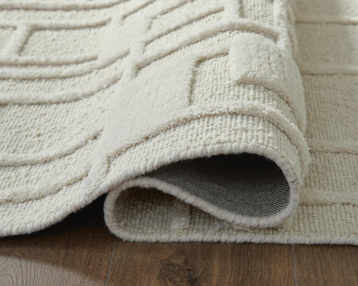 Empriss Area Rugs