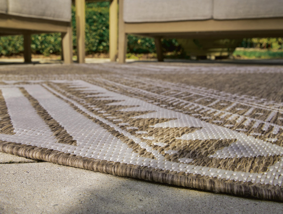 Dunsler Indoor/Outdoor Rugs