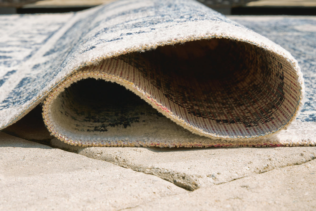 Daddridge Indoor/Outdoor Rugs