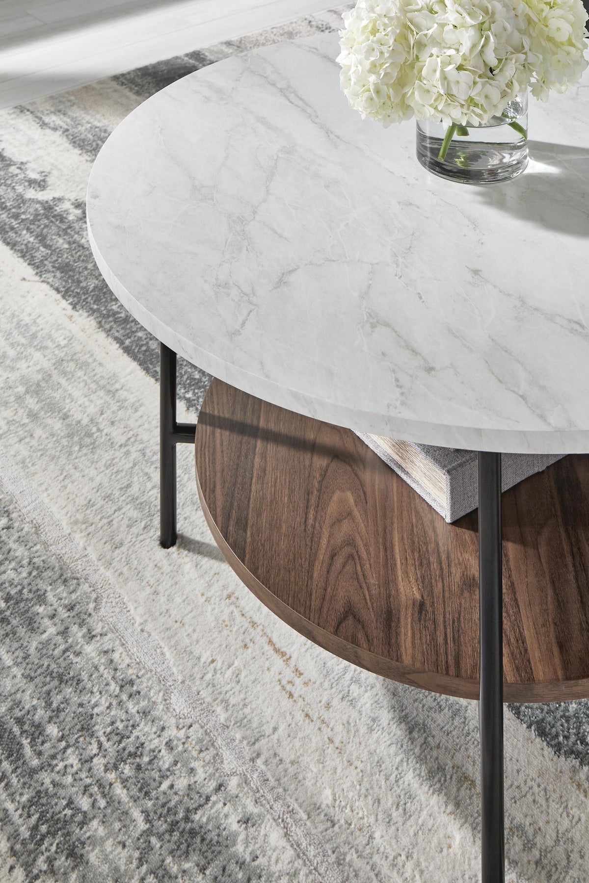 Wrenwich Coffee Table Sets