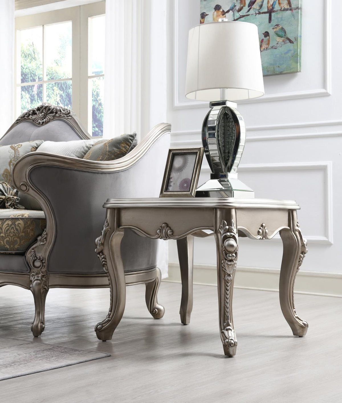 Champagne Silver Traditional Table Set