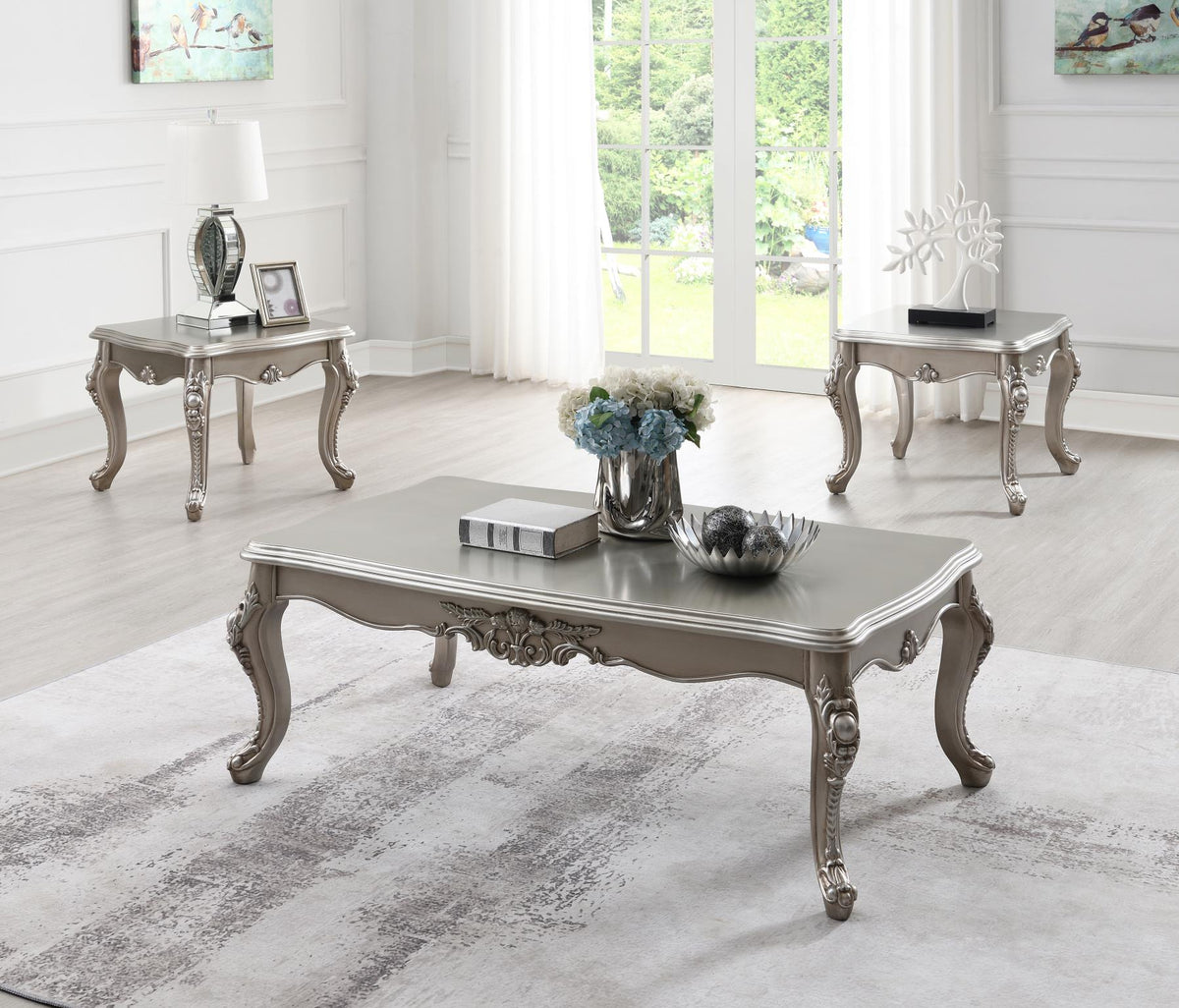 Champagne Silver Traditional Table Set