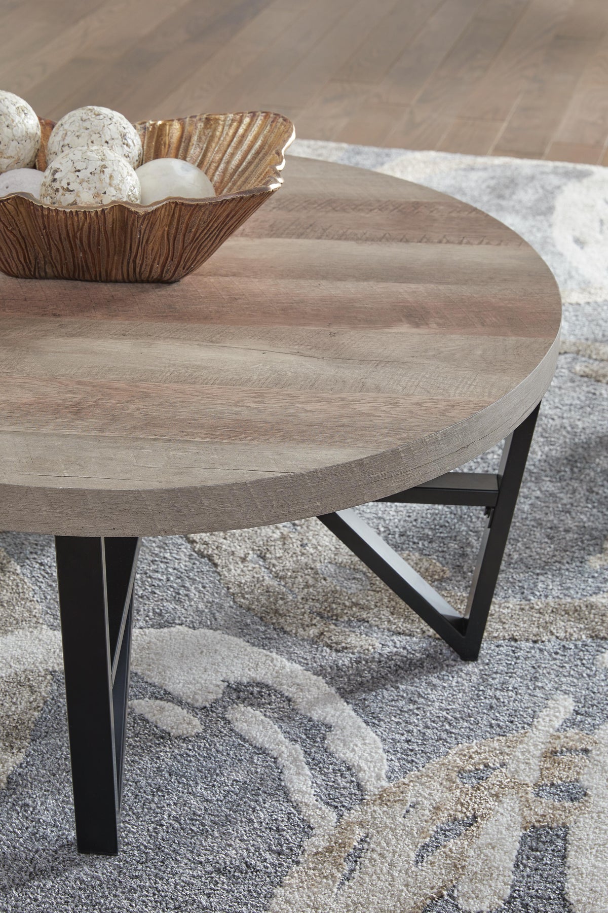 Deanlee Coffee Table Sets