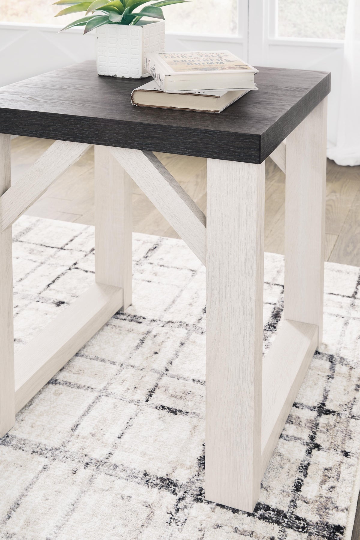Dorrinson Coffee Table Sets