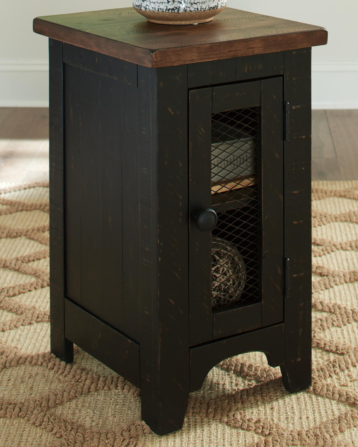 Valebeck End & Side Tables