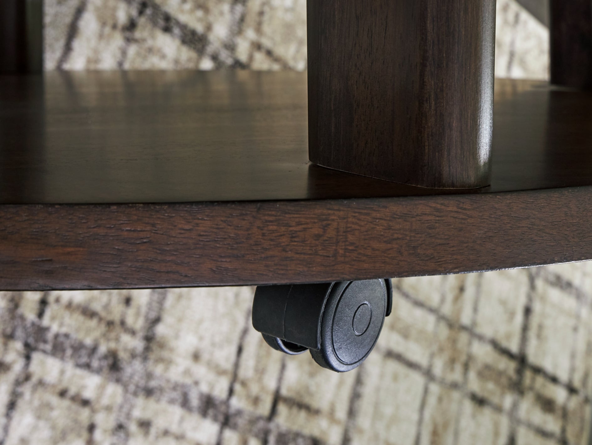 Korestone 2 Round Cocktail Table - Brown