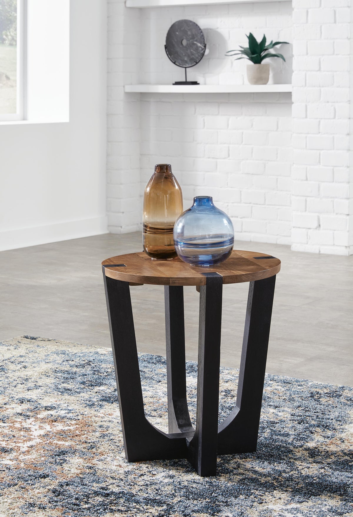 Hanneforth End & Side Tables