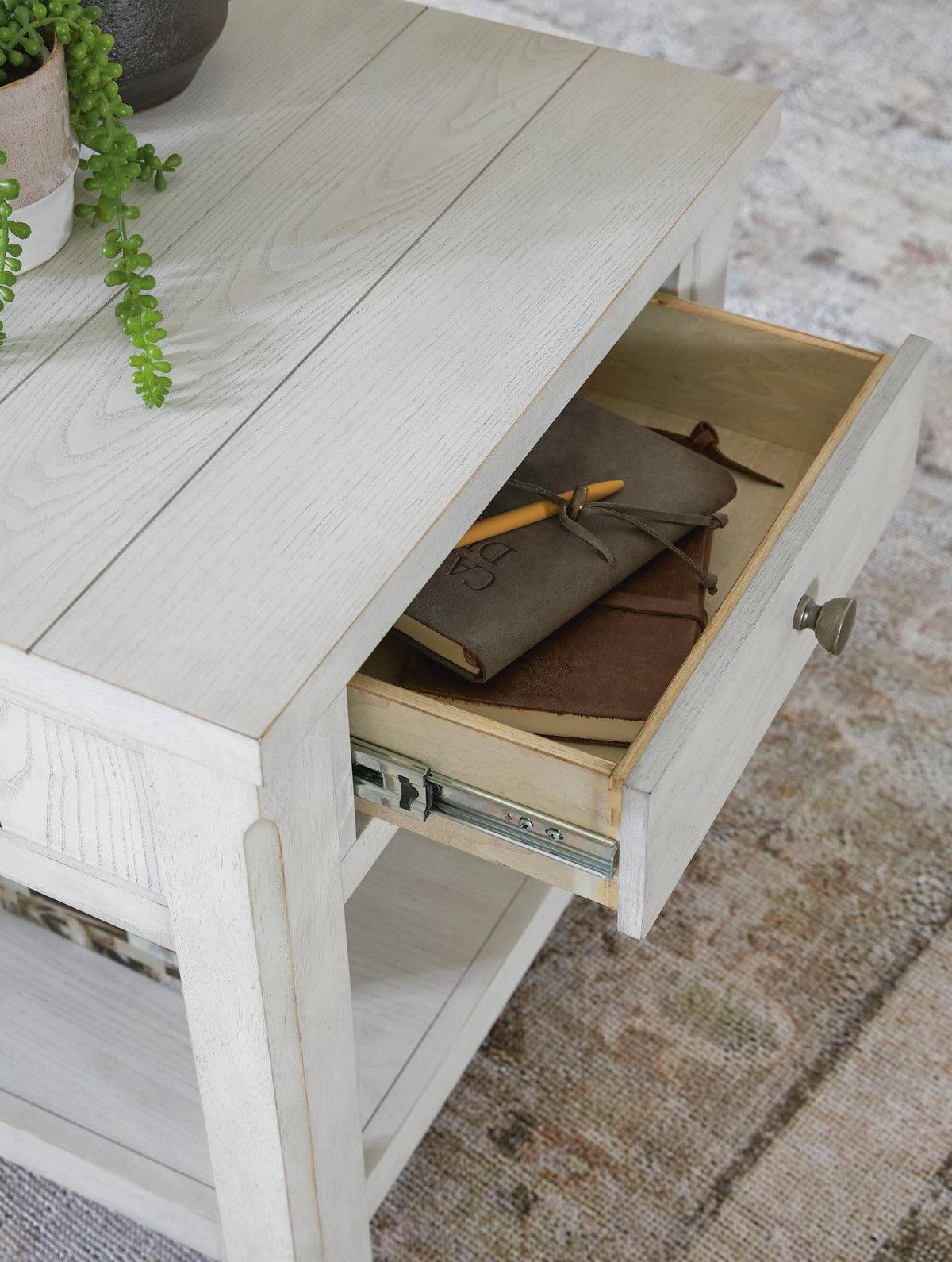 Robbinsdale End & Side Tables