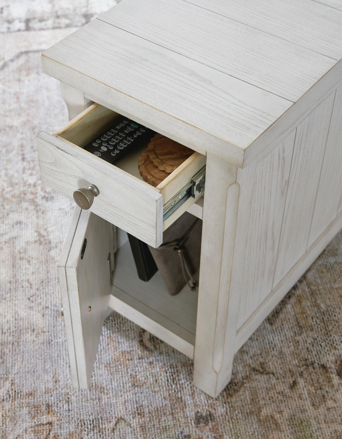Robbinsdale End & Side Tables