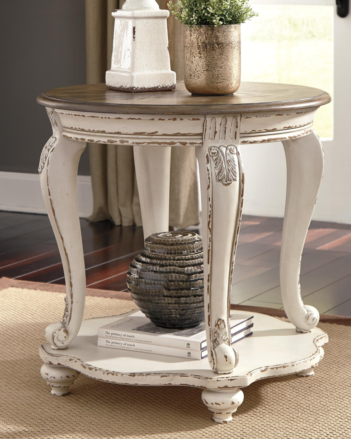 Realyn End & Side Tables