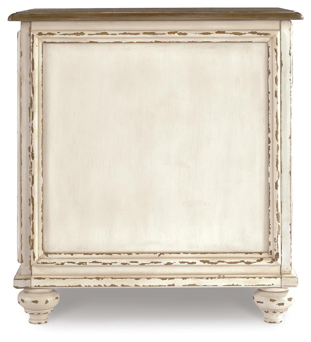 Realyn End & Side Tables