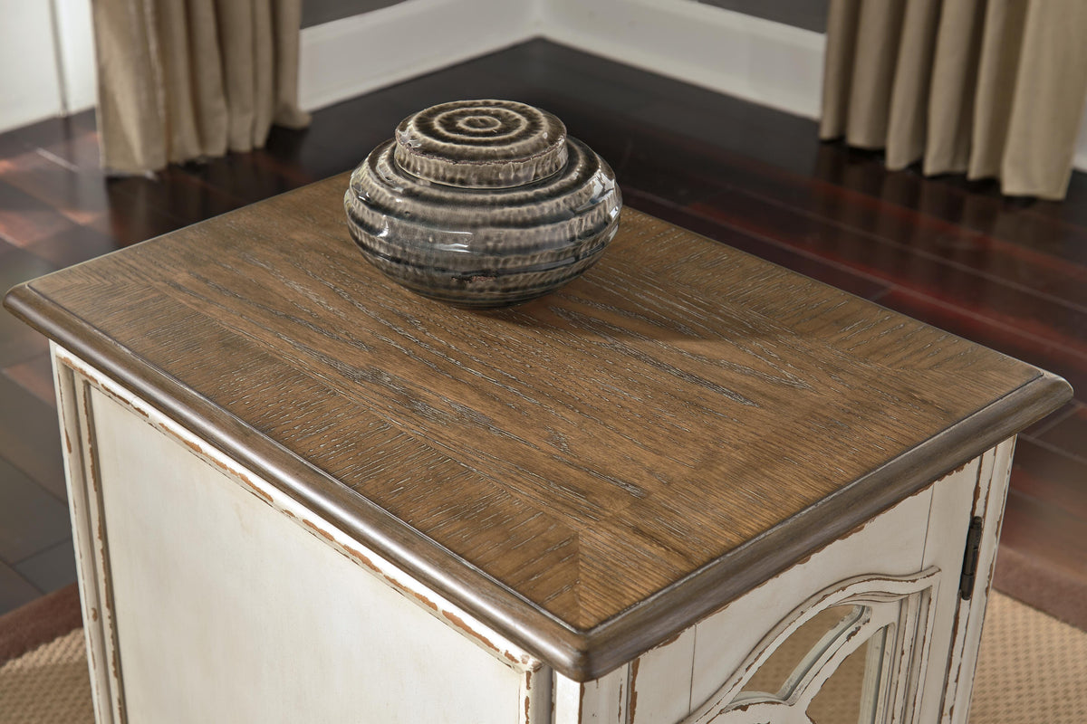 Realyn End & Side Tables