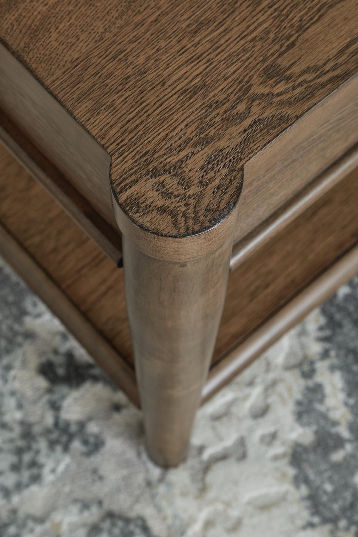 Roanhowe End & Side Tables