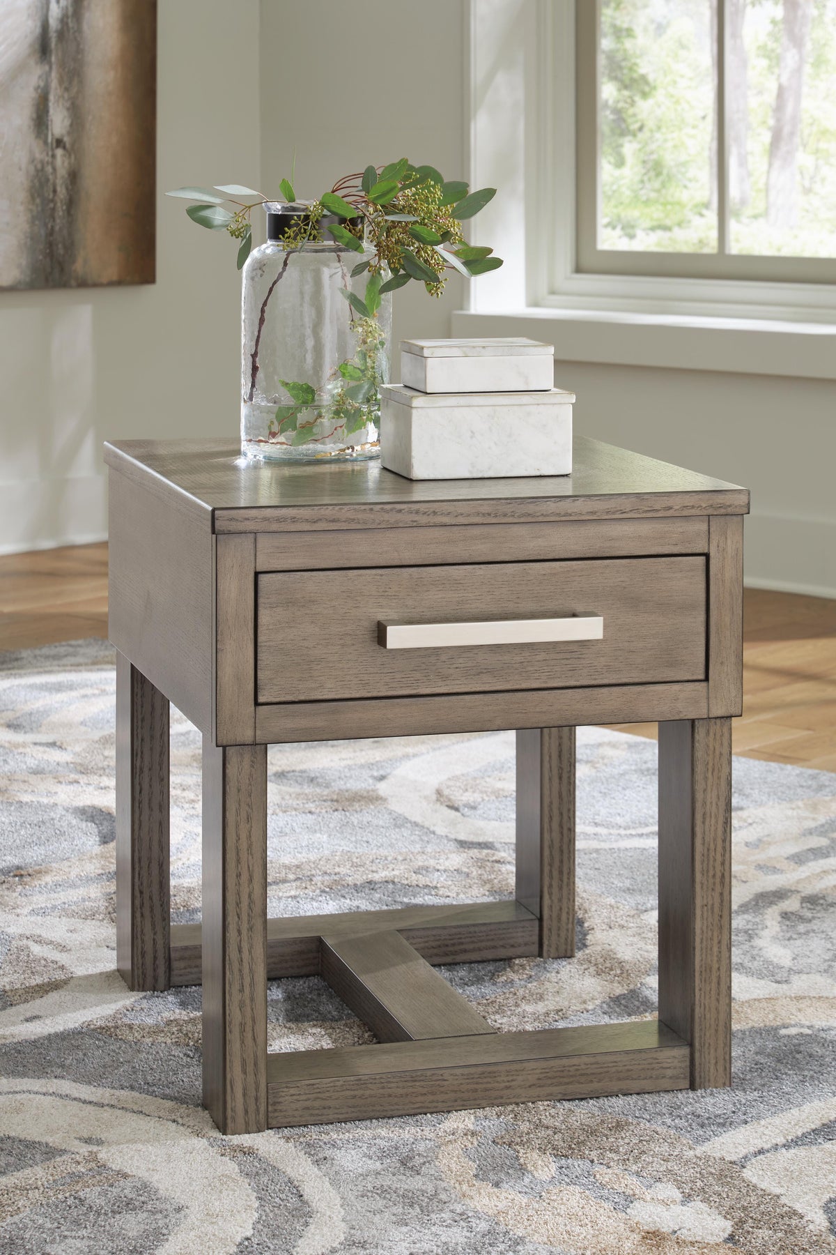 Loyaska End & Side Tables