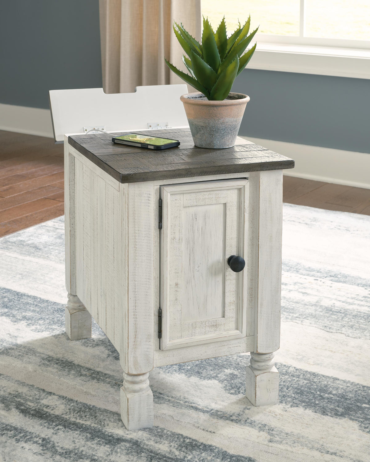 Havalance End & Side Tables