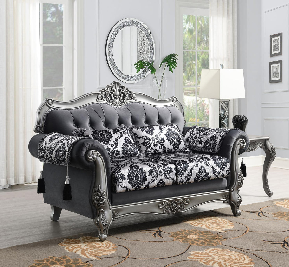 Traditional Gray Upholstered Seating Group