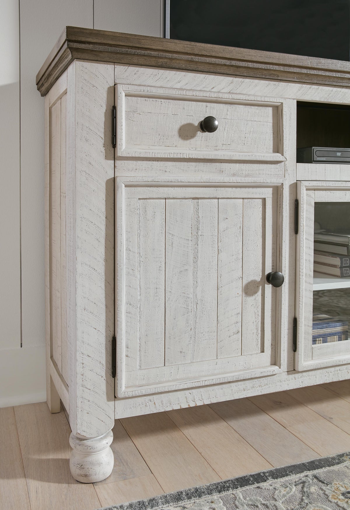 Havalance Tv Stands