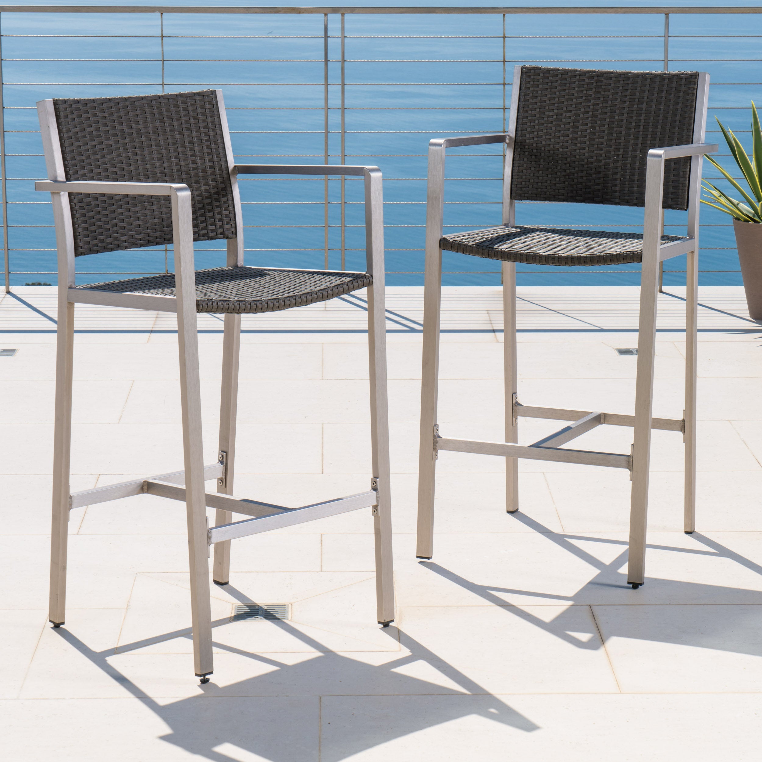 Rust-Proof Outdoor Bar Stool Rattan Frame - Silver