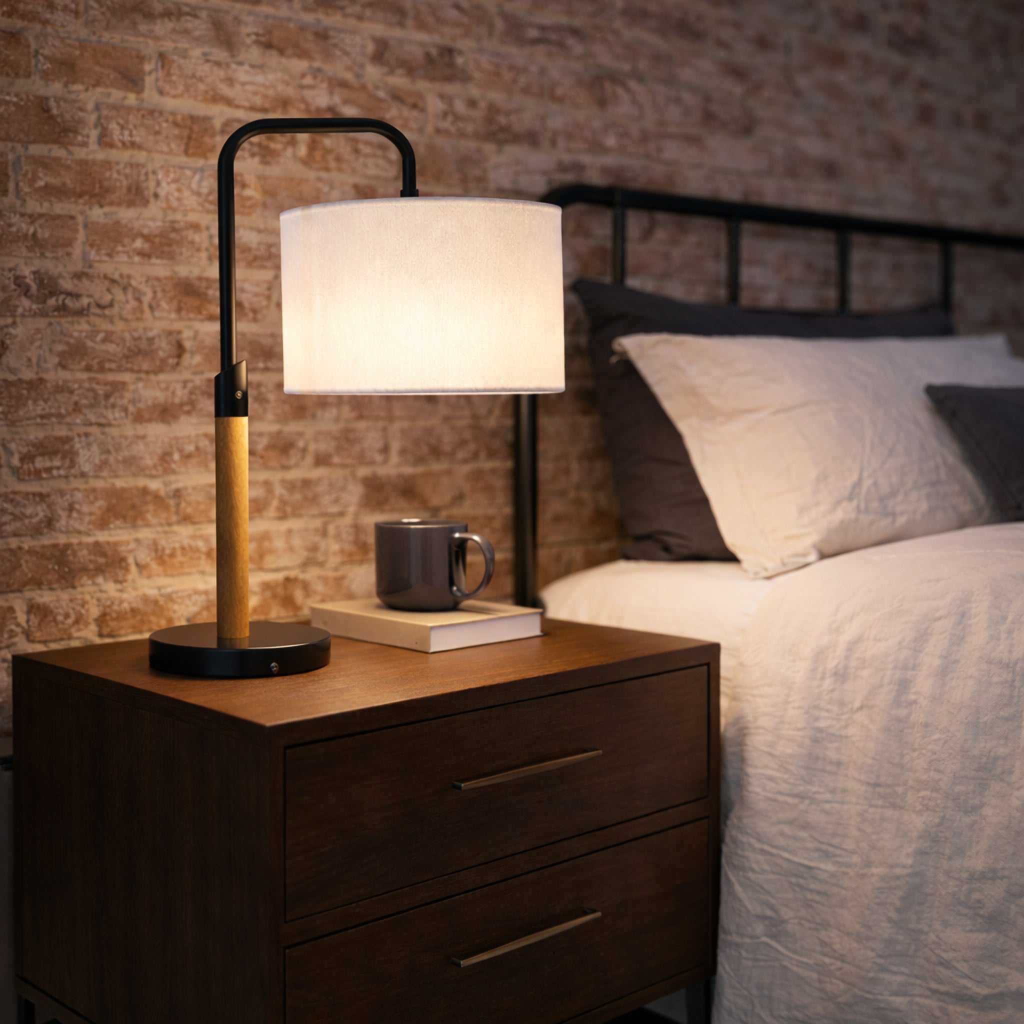 Vesta Paniz Simple Table Lamp with Cylinder Shade