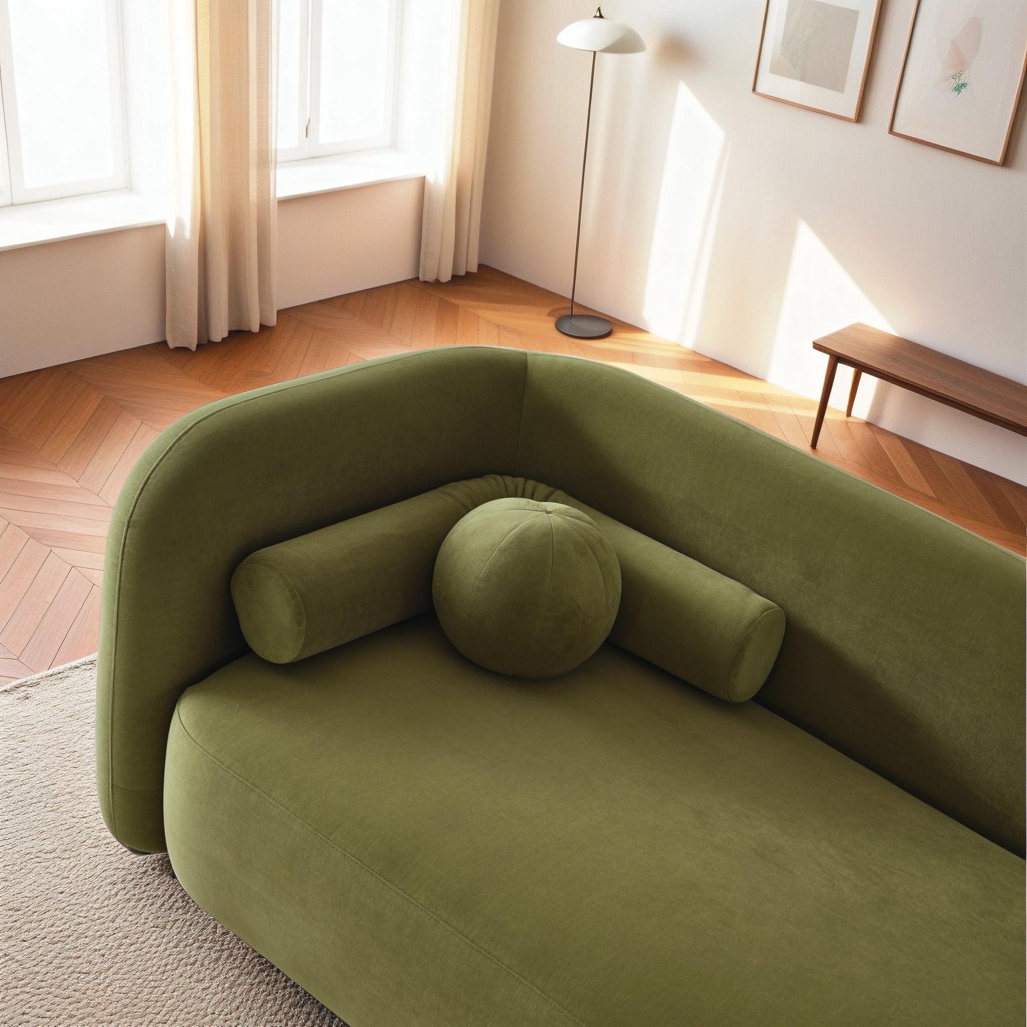 Bacio 3-Seater Modern Velvet Sofa - New York Modern Furniture