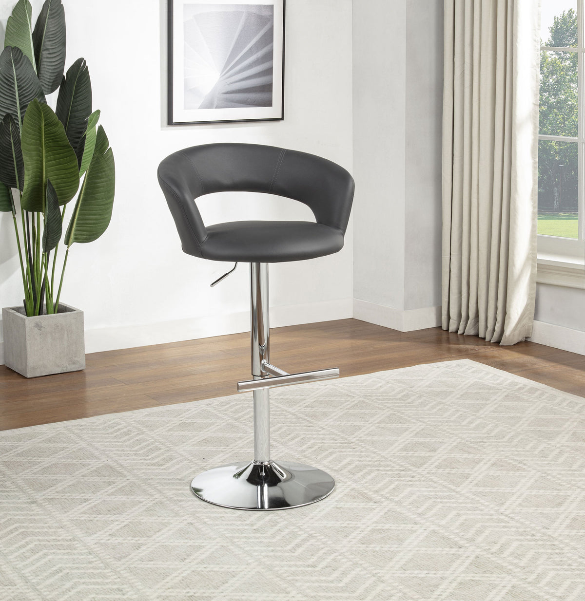 Travia Bar Stools