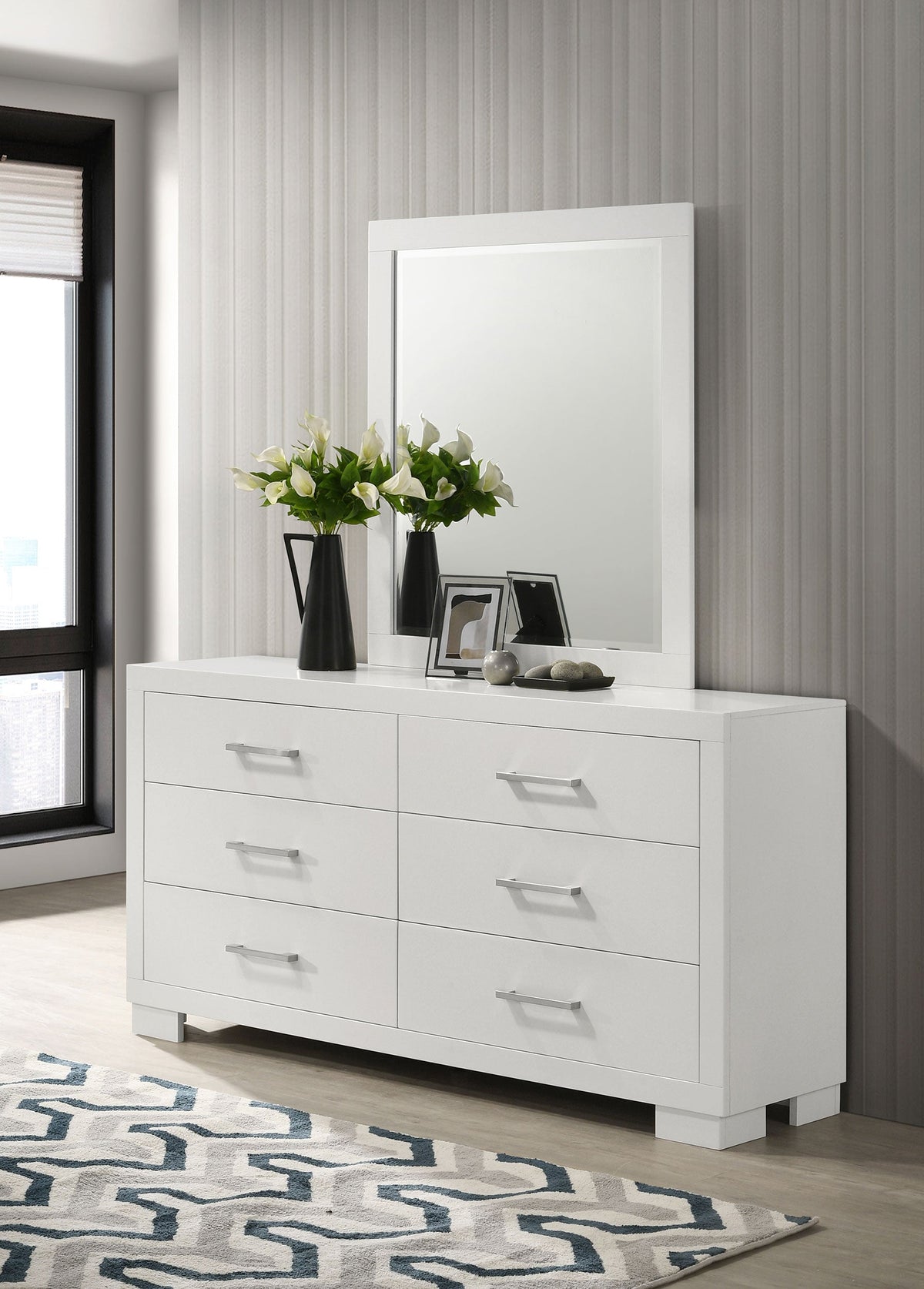 Jessica Dresser with Mirrors