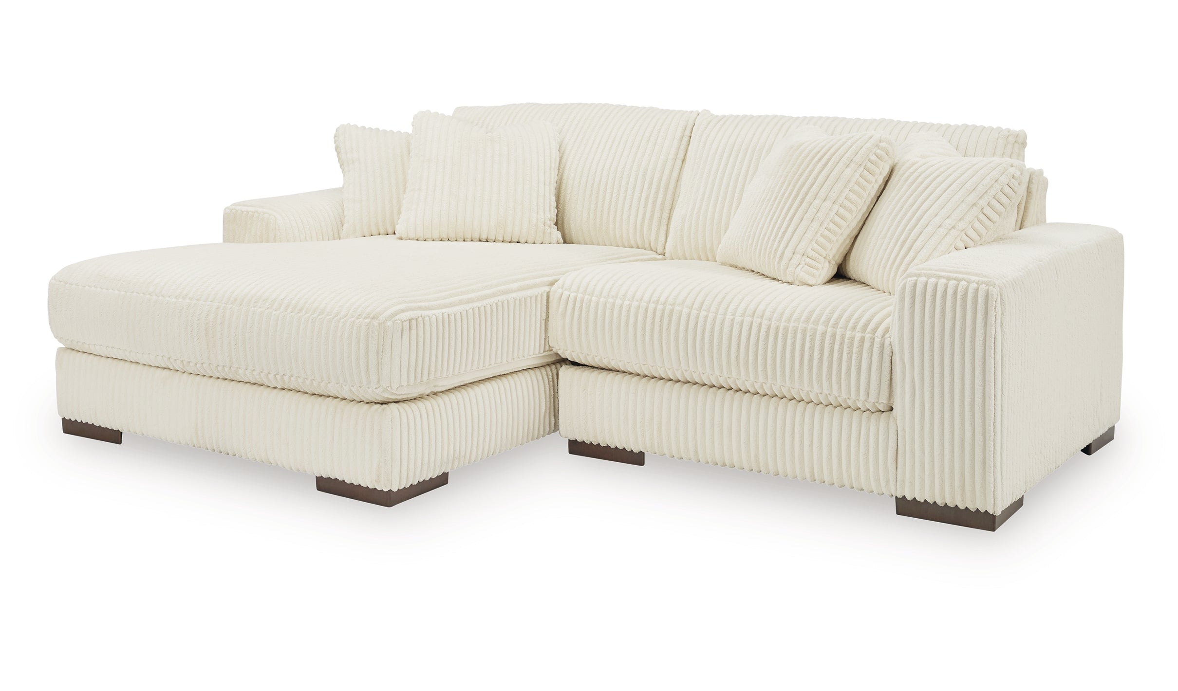 Lindyn 2-Piece Sectional with Chaise