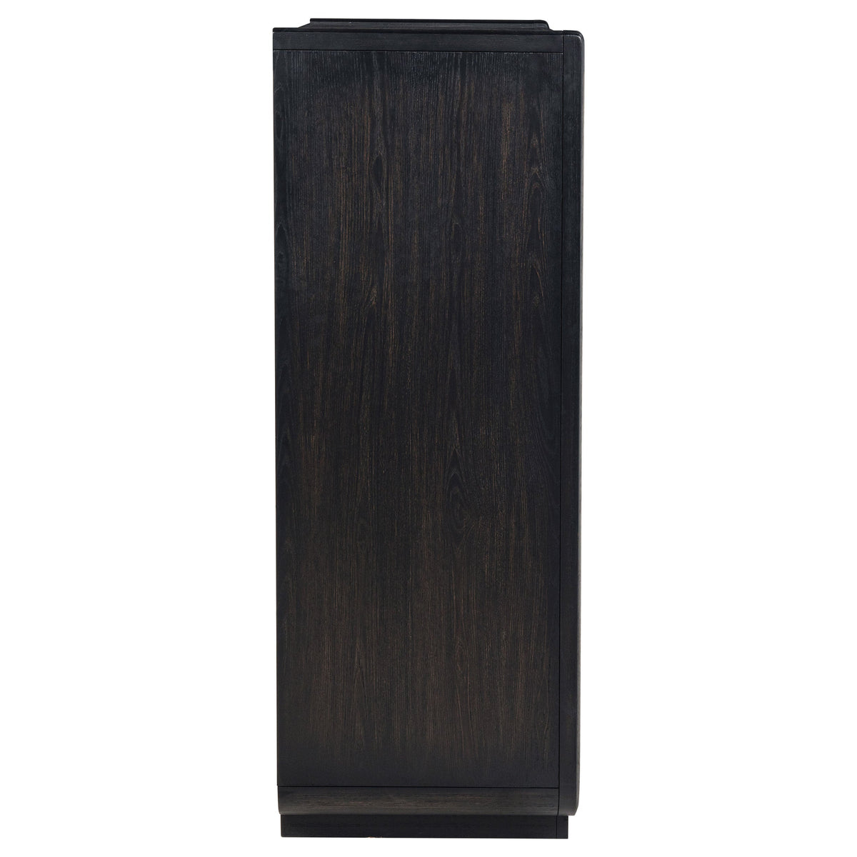 Leandro Chests