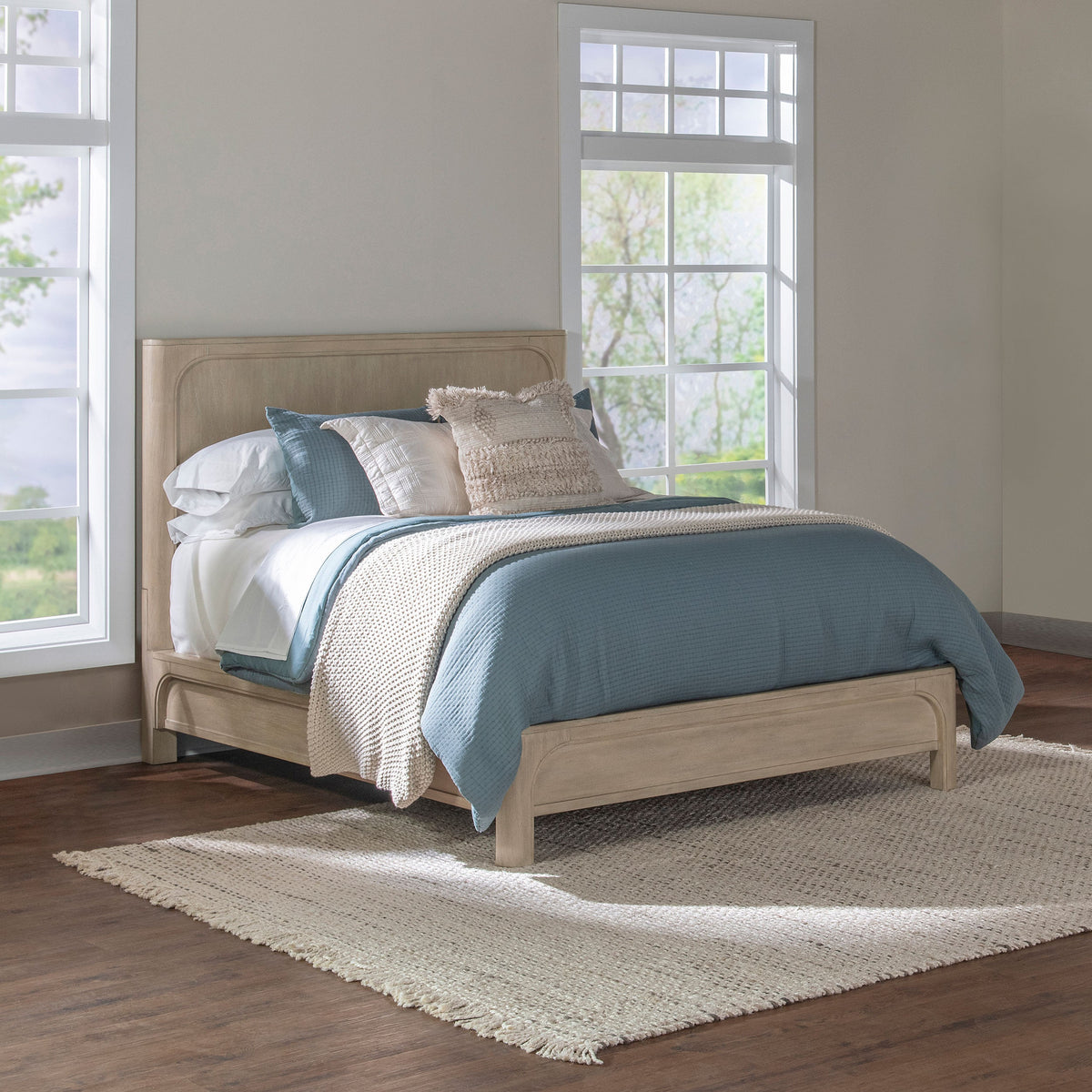 Solano Beds