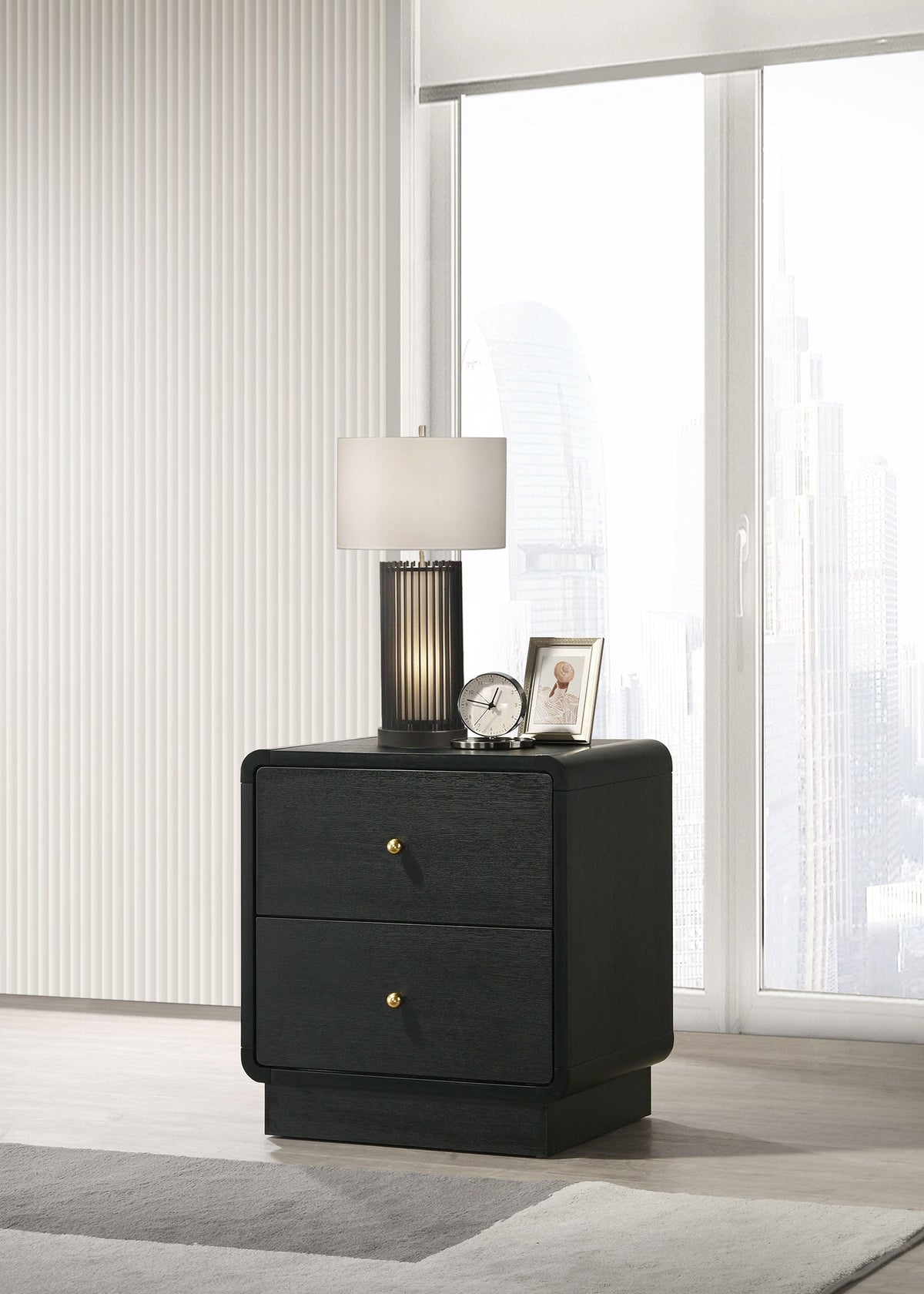 Cavelle Nightstands