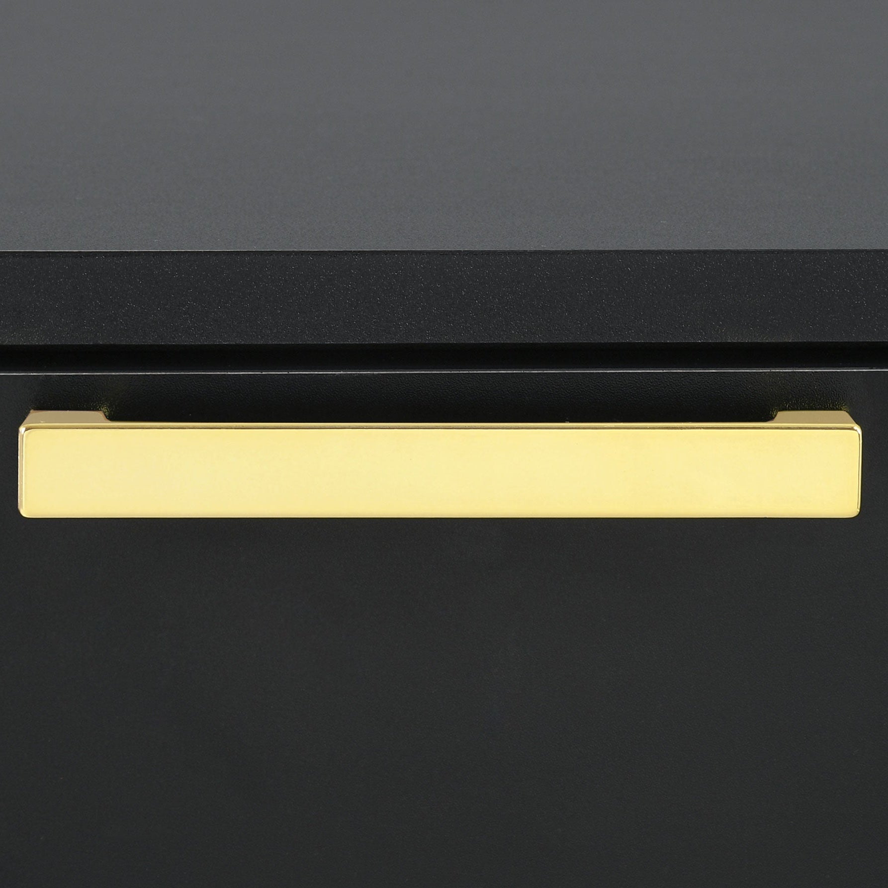 Kendall 5-drawer Bedroom Chest Black