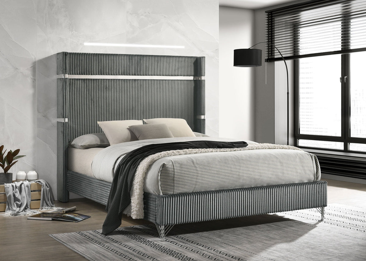 Lucia Beds