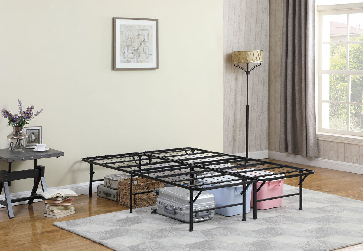Mabel Foldable Metal Foundations