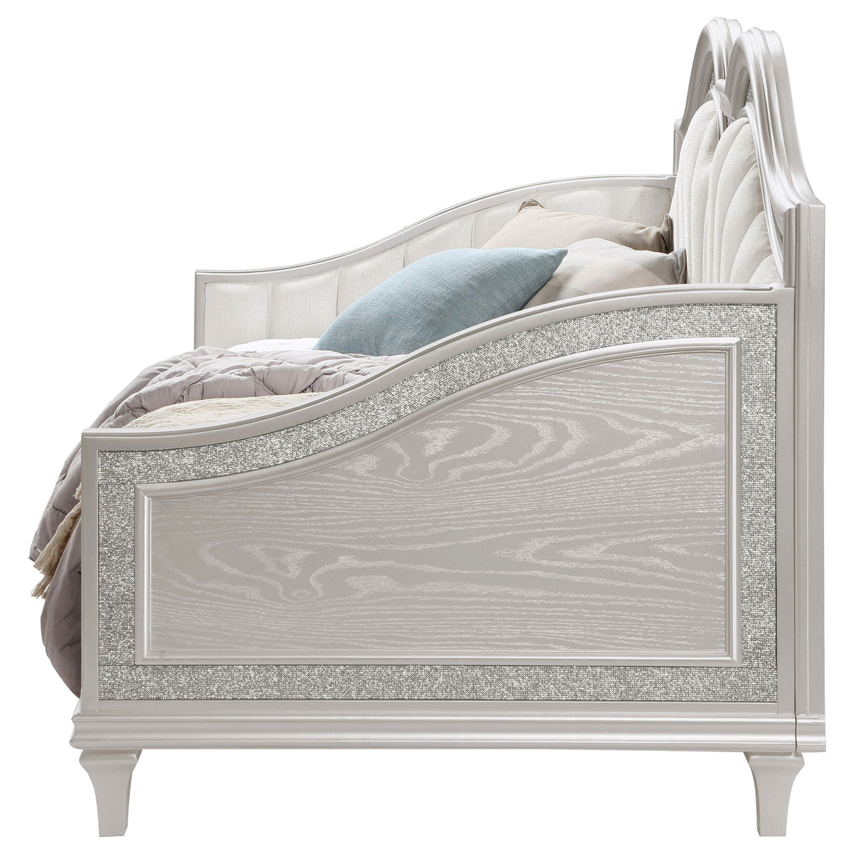 Evangeline Daybeds