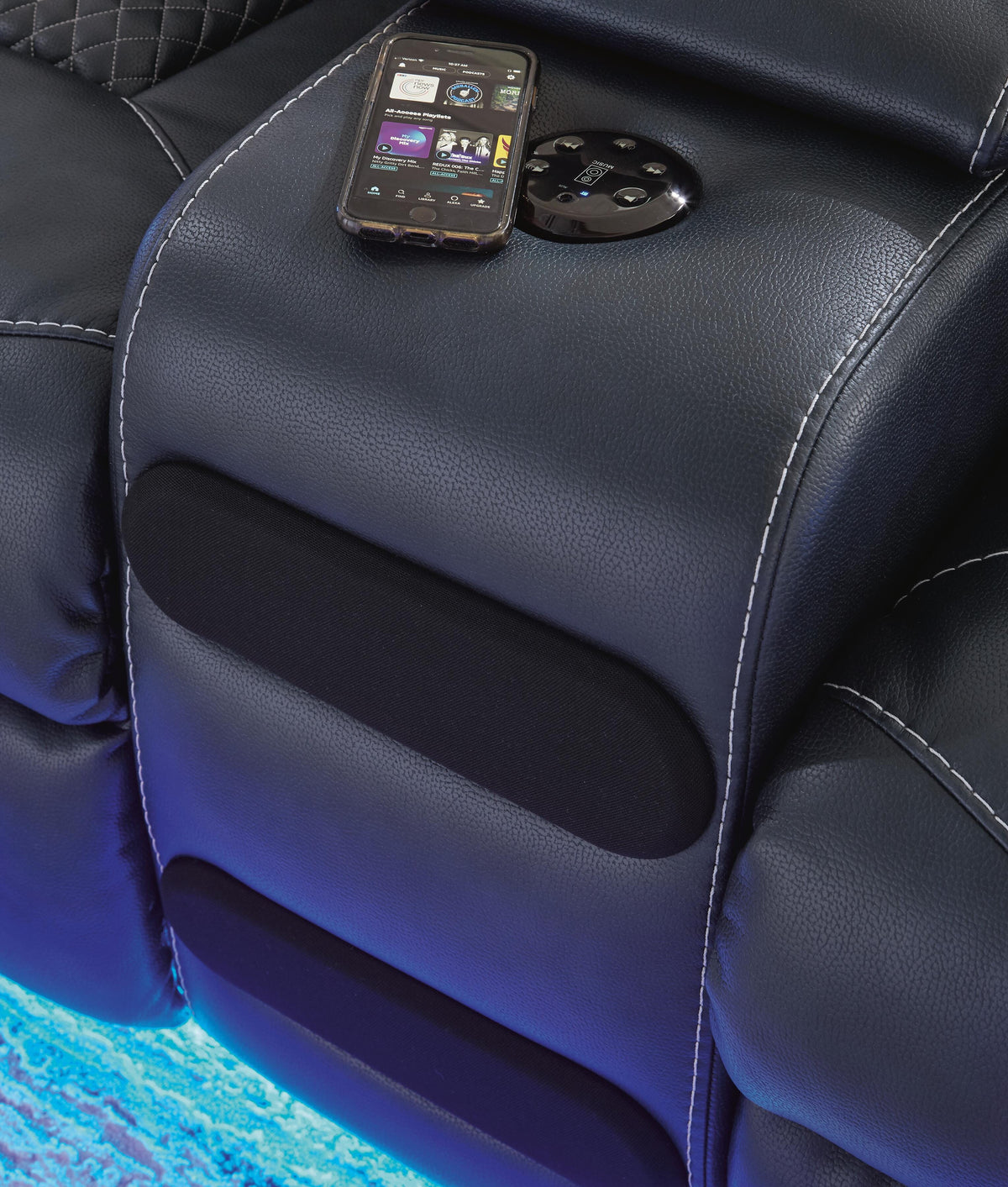 Fyne-Dyme Stationary Sofa Sets