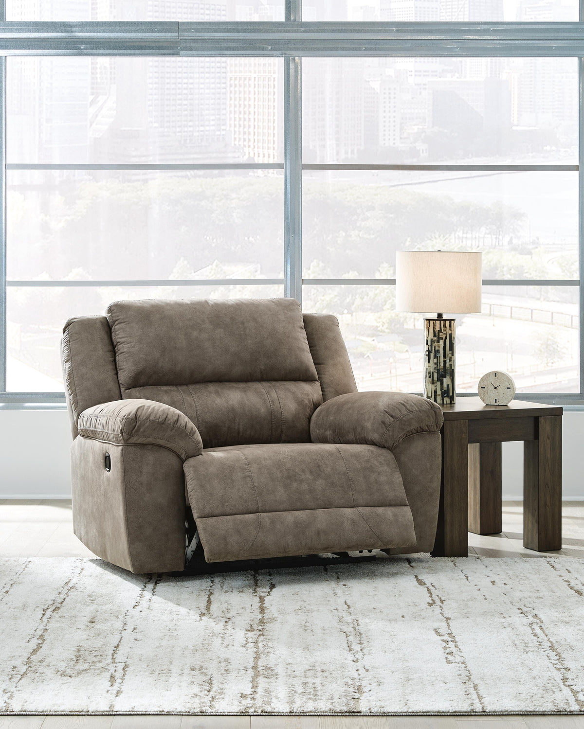 Laresview Recliner by Ashley - image 9