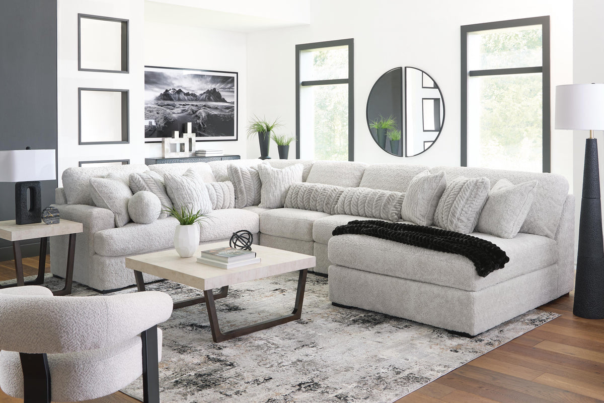 Cuddle Stationary Sectionals