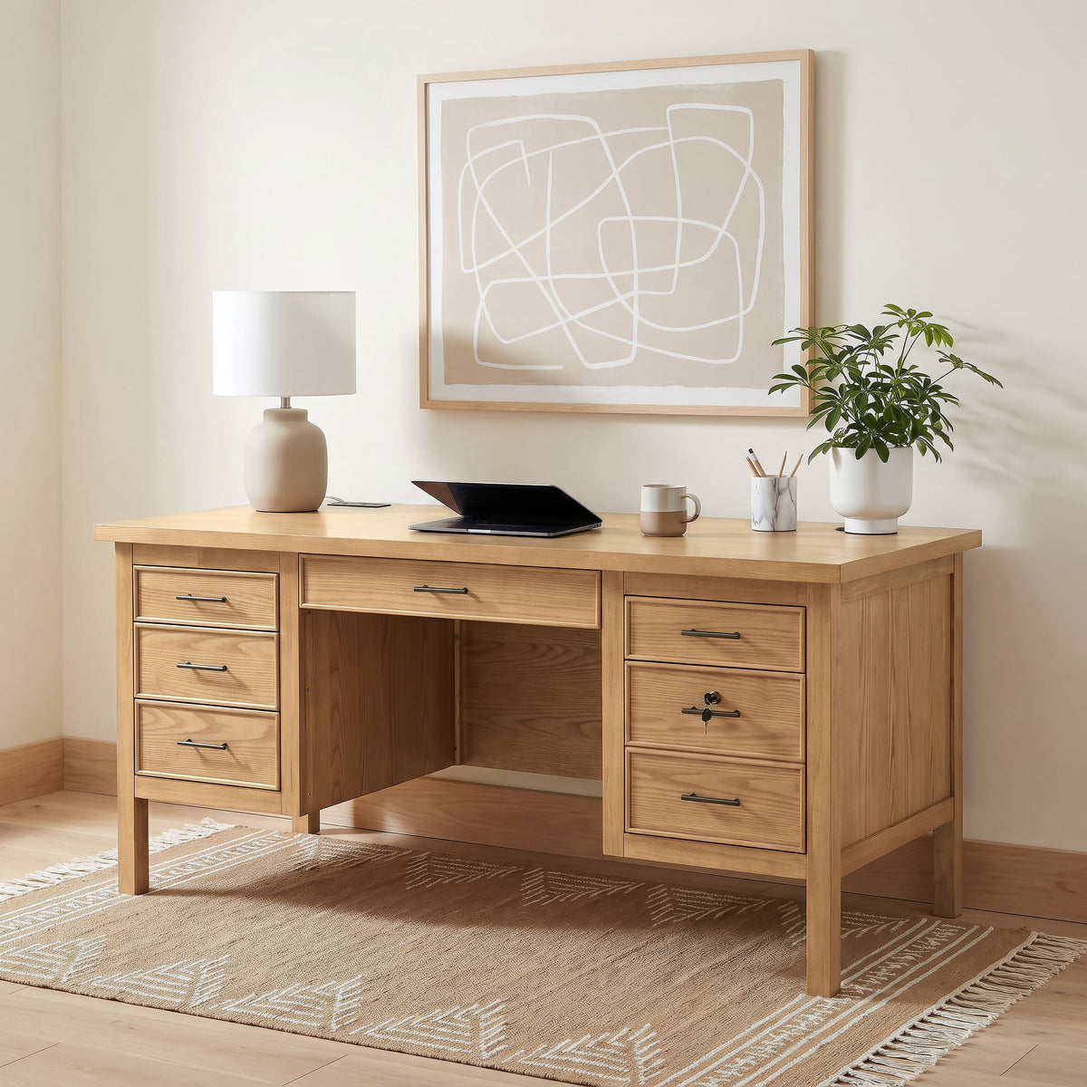 Vermes Desks
