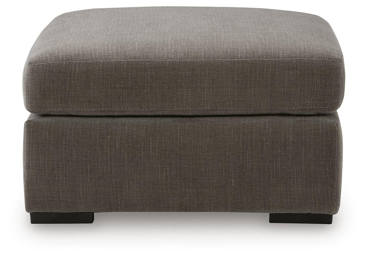 Larson Ottomans