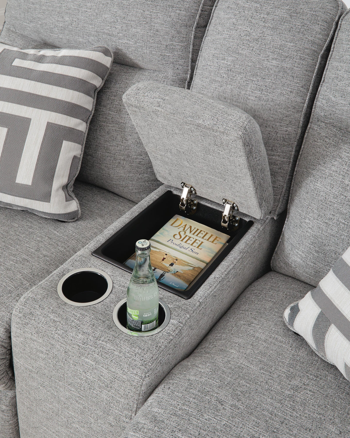 Biscoe Reclining Loveseats