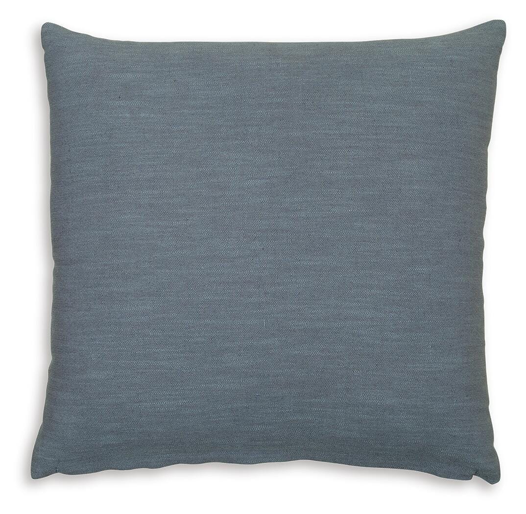 Thaneville Accent Pillows