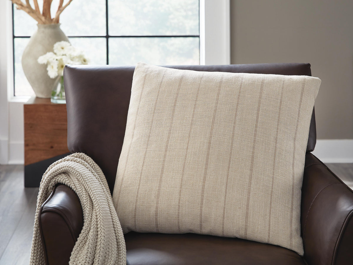 Valwick Accent Pillows