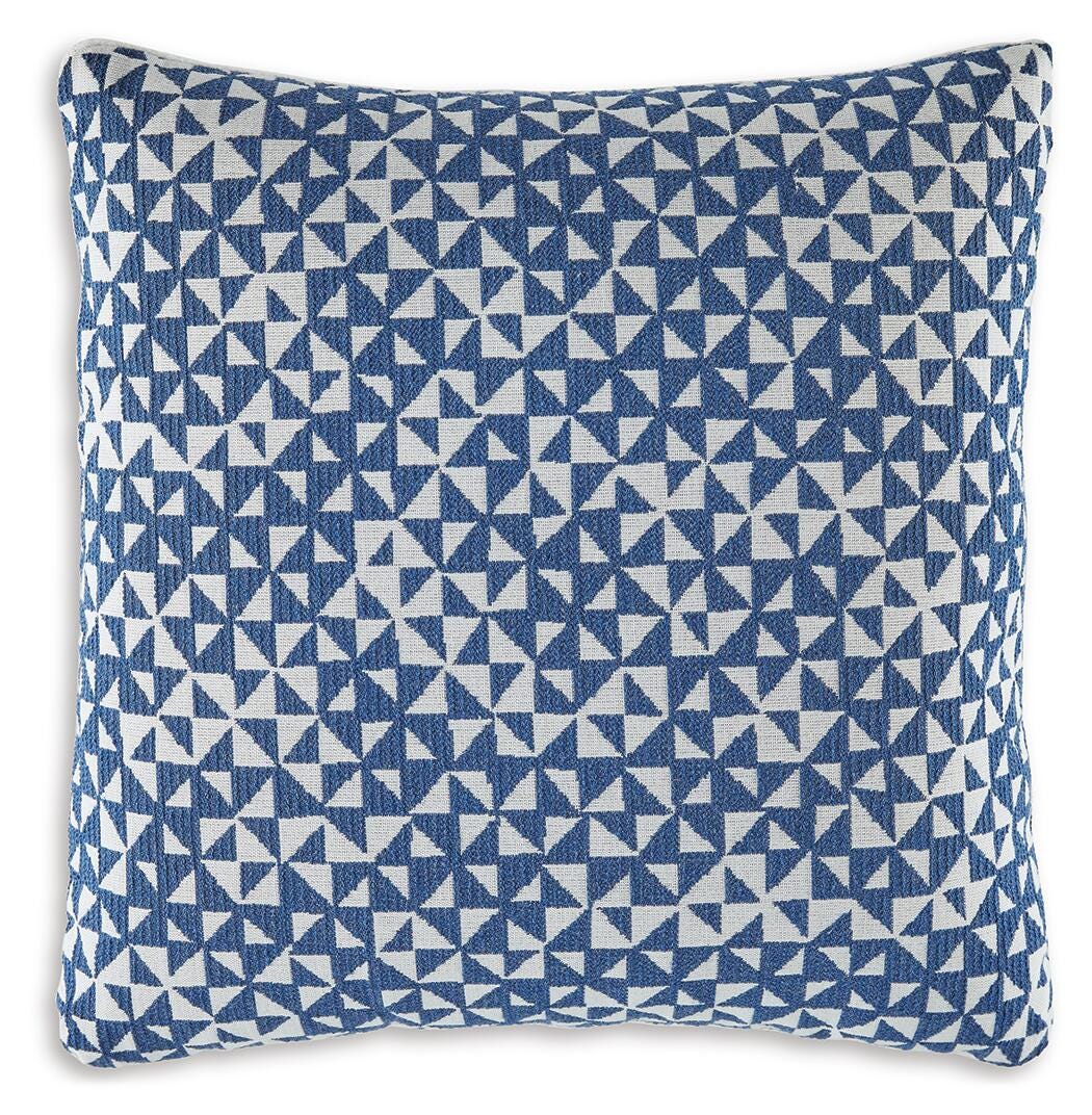Jaycott Accent Pillows