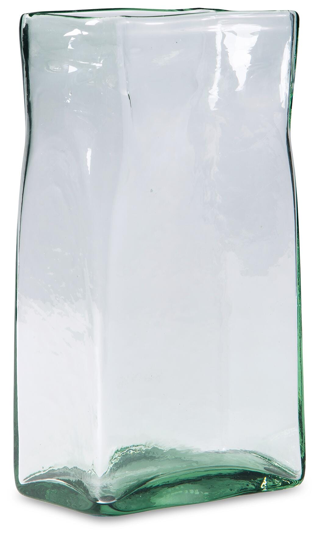 Taylow Vases
