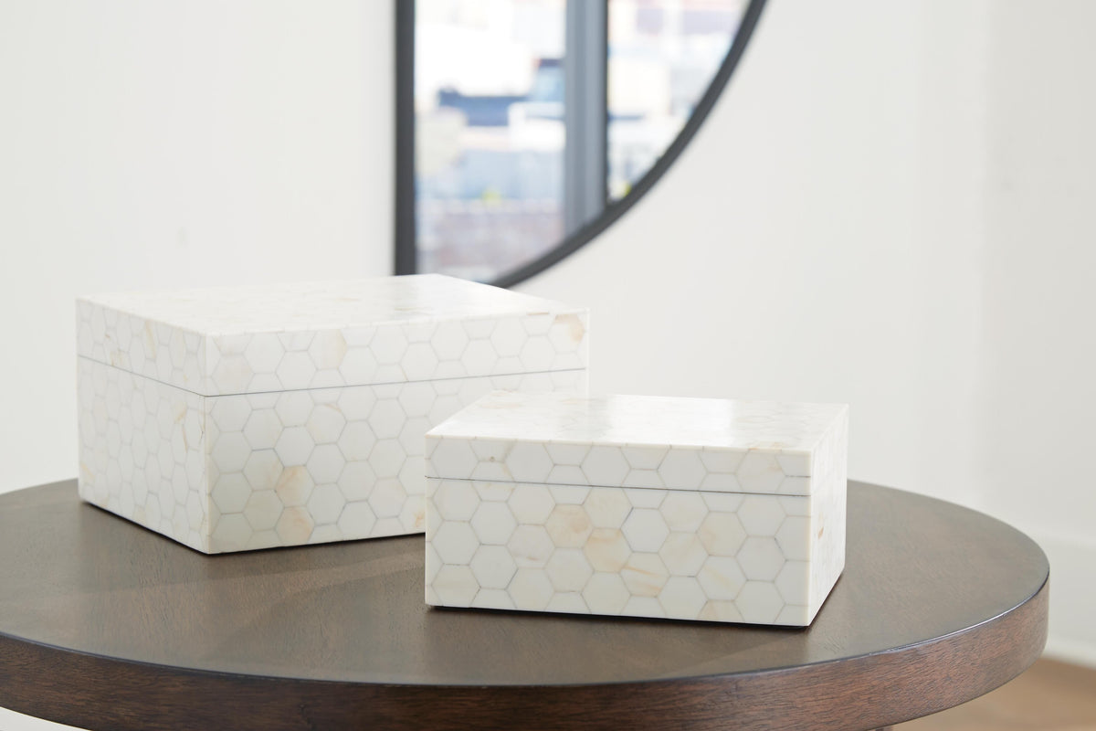 Aldenburg Baskets & Boxes