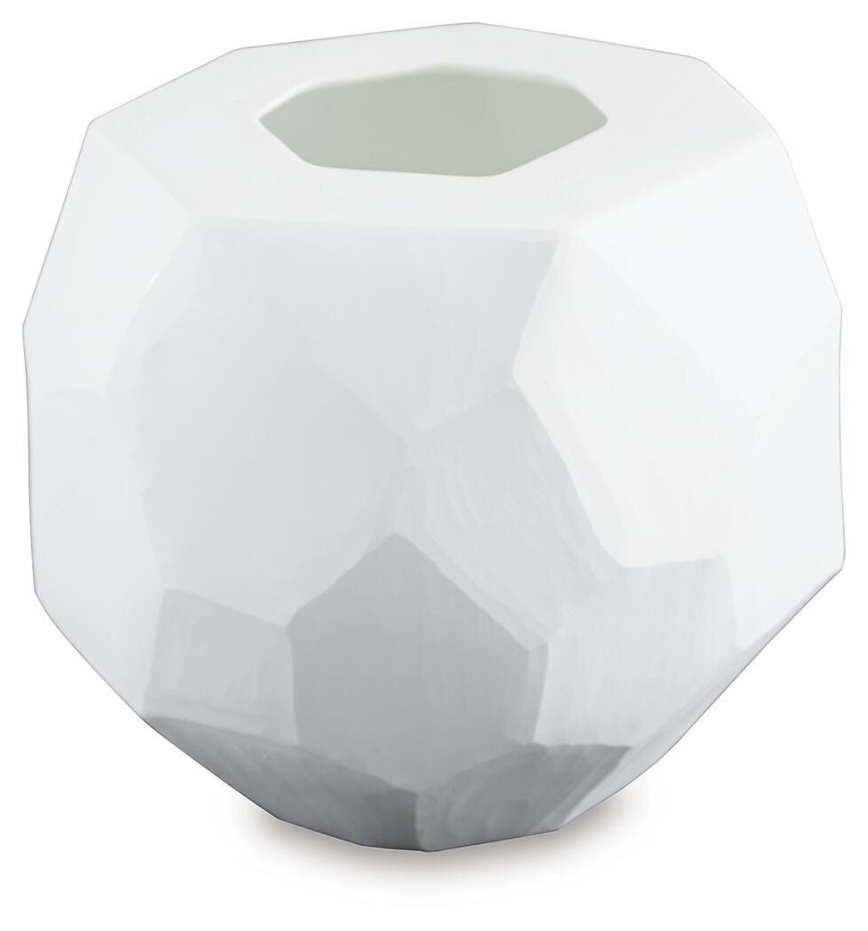 Karenton Vases