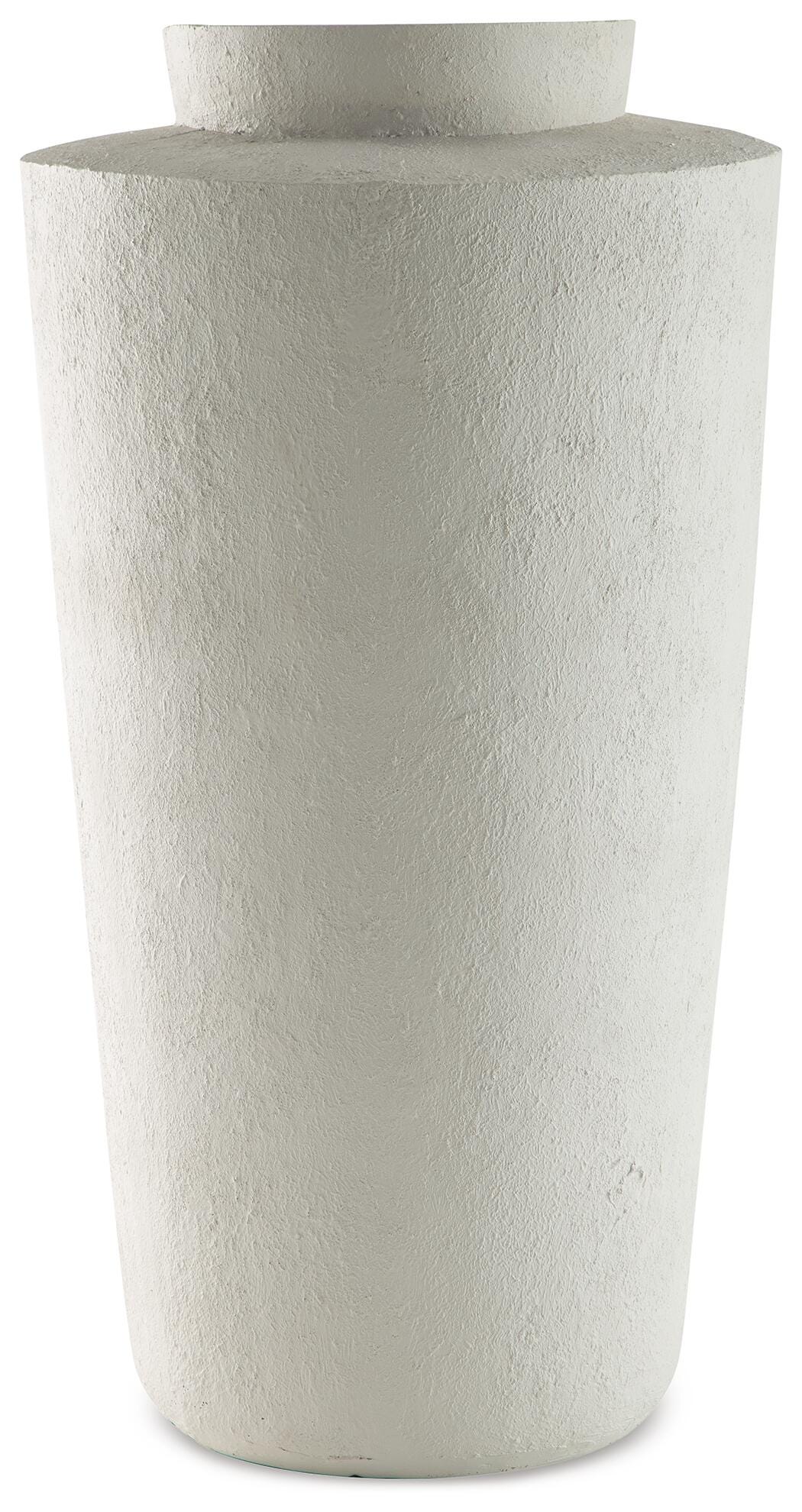 Flurinworth Vases