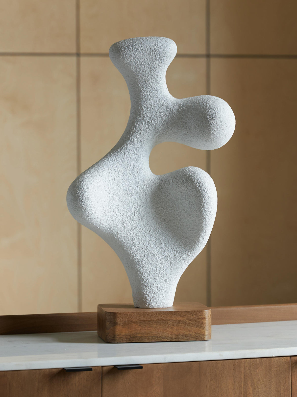 Lavarsen Sculpture by Ashley - image 4