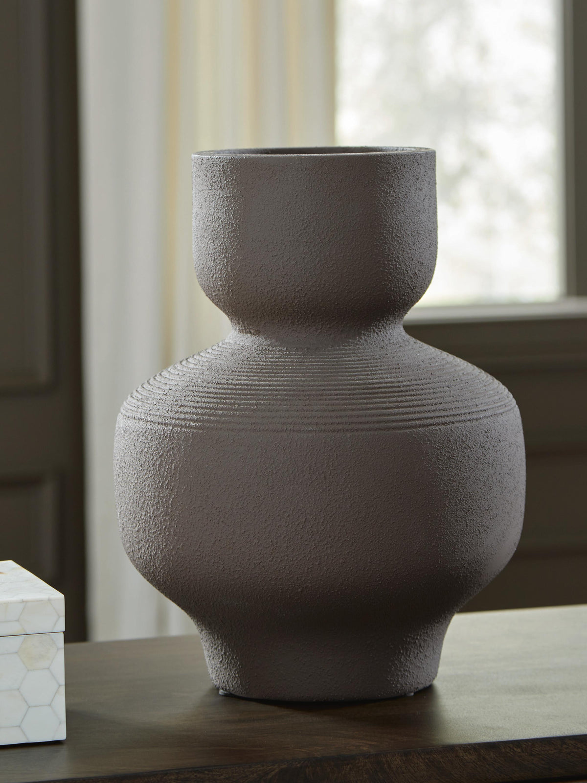 Dalsen Vases