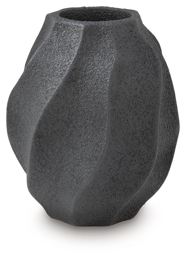 Judworth Vases